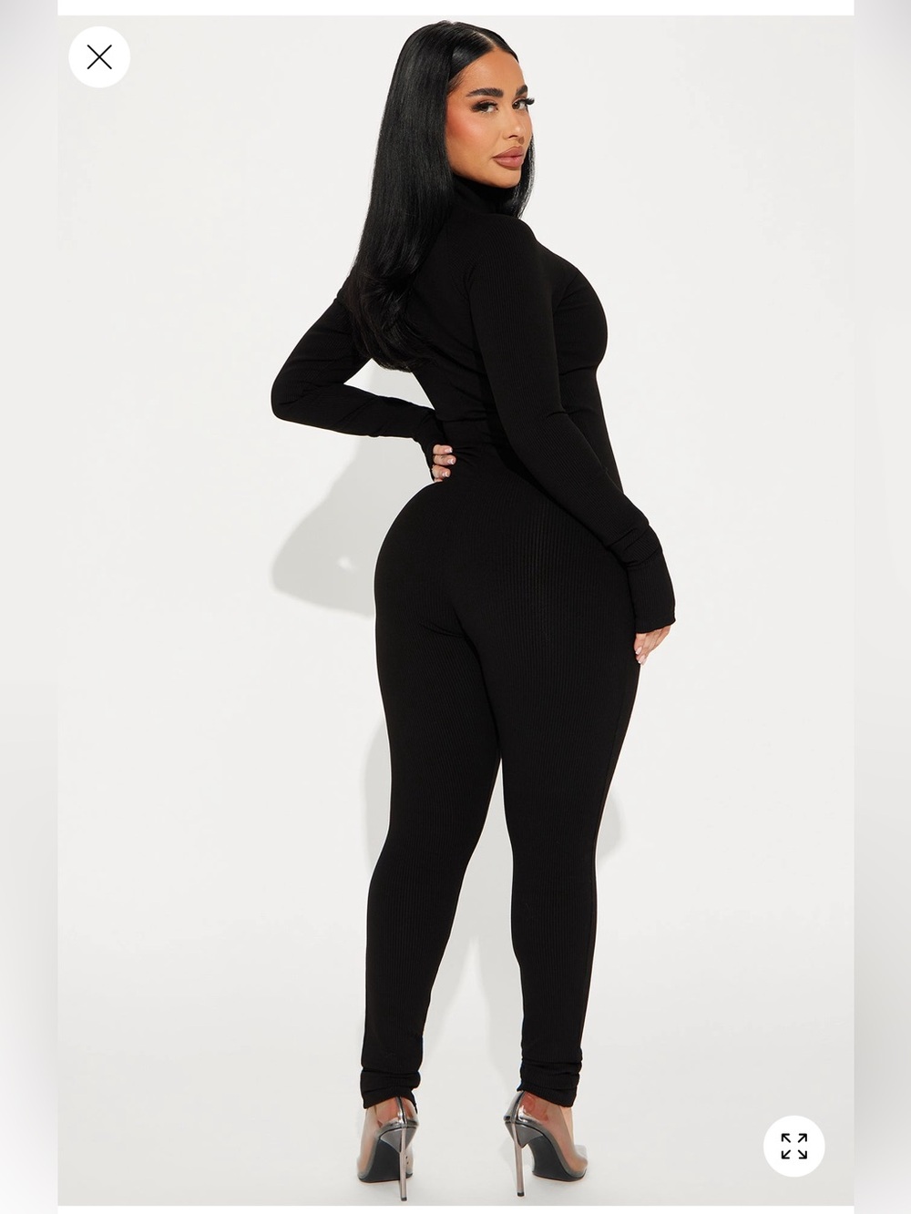 Fashion nova snatched jumpsuit - Picture 4 of 5